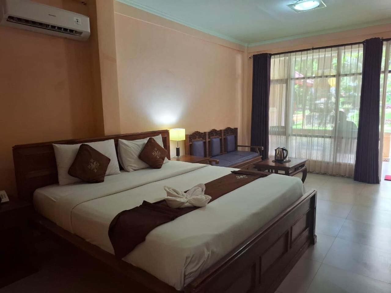 Melasti Kuta Bungalows & Spa Kültér fotó